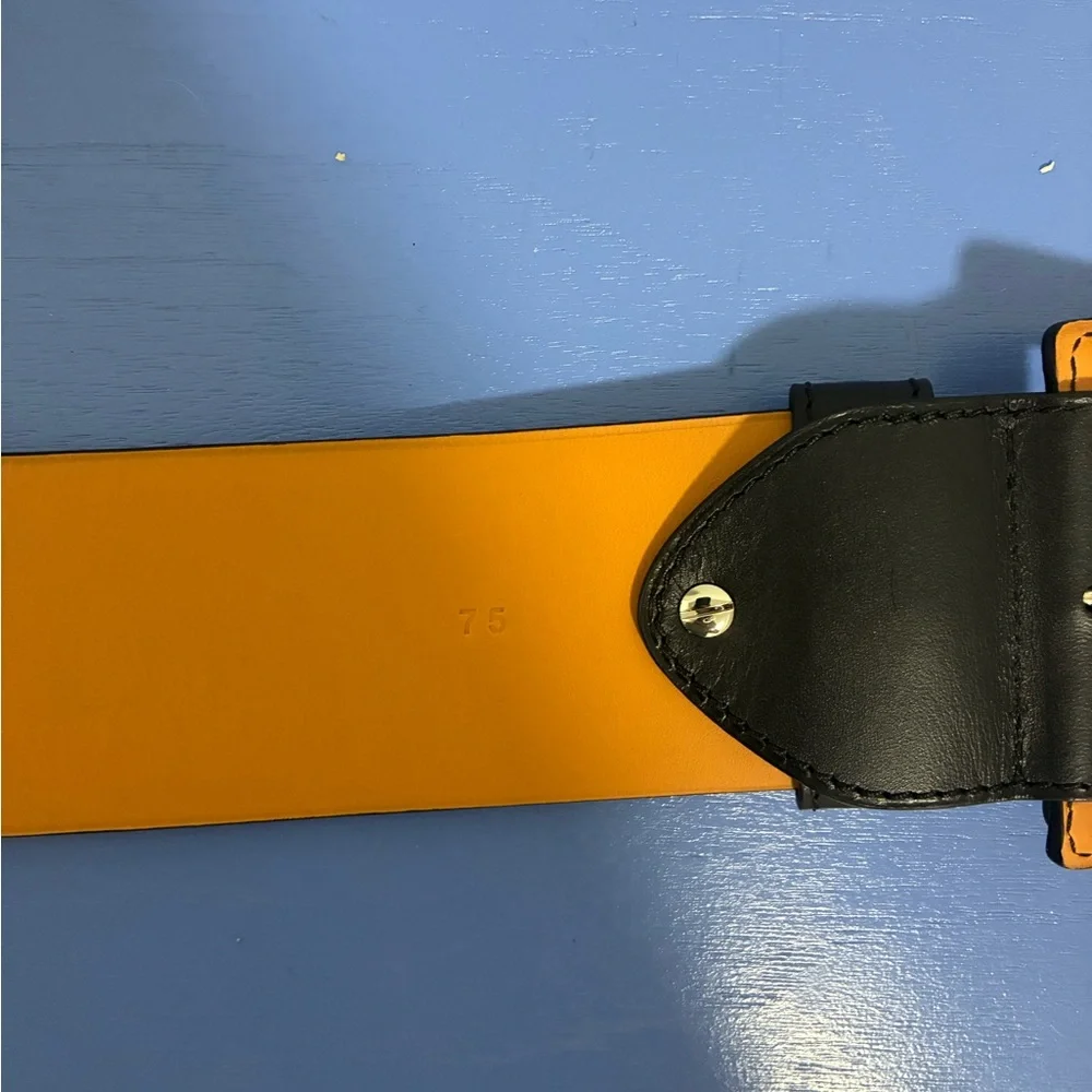 NWT Vaincourt textured belt - Picture 2 of 3